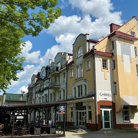 Apartament Dobre Miejsce 2 Ustrzyki Dolne Exterior photo